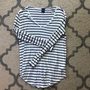 Black and white striped tunic tee